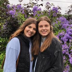 Meet your Posher, Abby